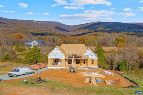 10 Stockton Creek Ln, Afton VA 22920