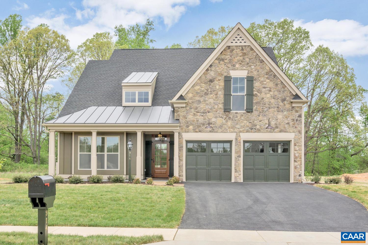 250 Farrow Cir, Charlottesville VA 22901